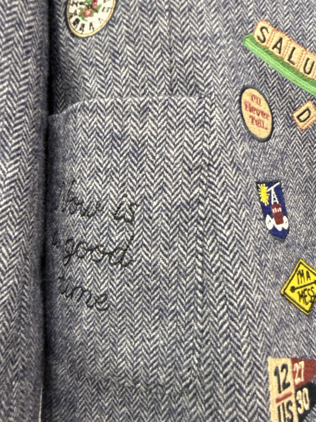 VILAGALLO chaqueta lana azul insignias bordadas jacket
