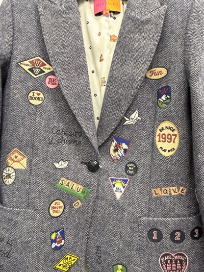 VILAGALLO chaqueta lana azul insignias bordadas jacket
