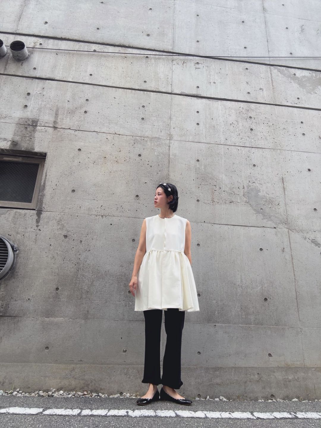 waist petit scalloped gilet