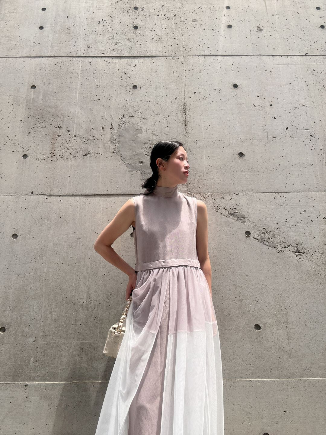 sleeveless bycolor tulle onepiece