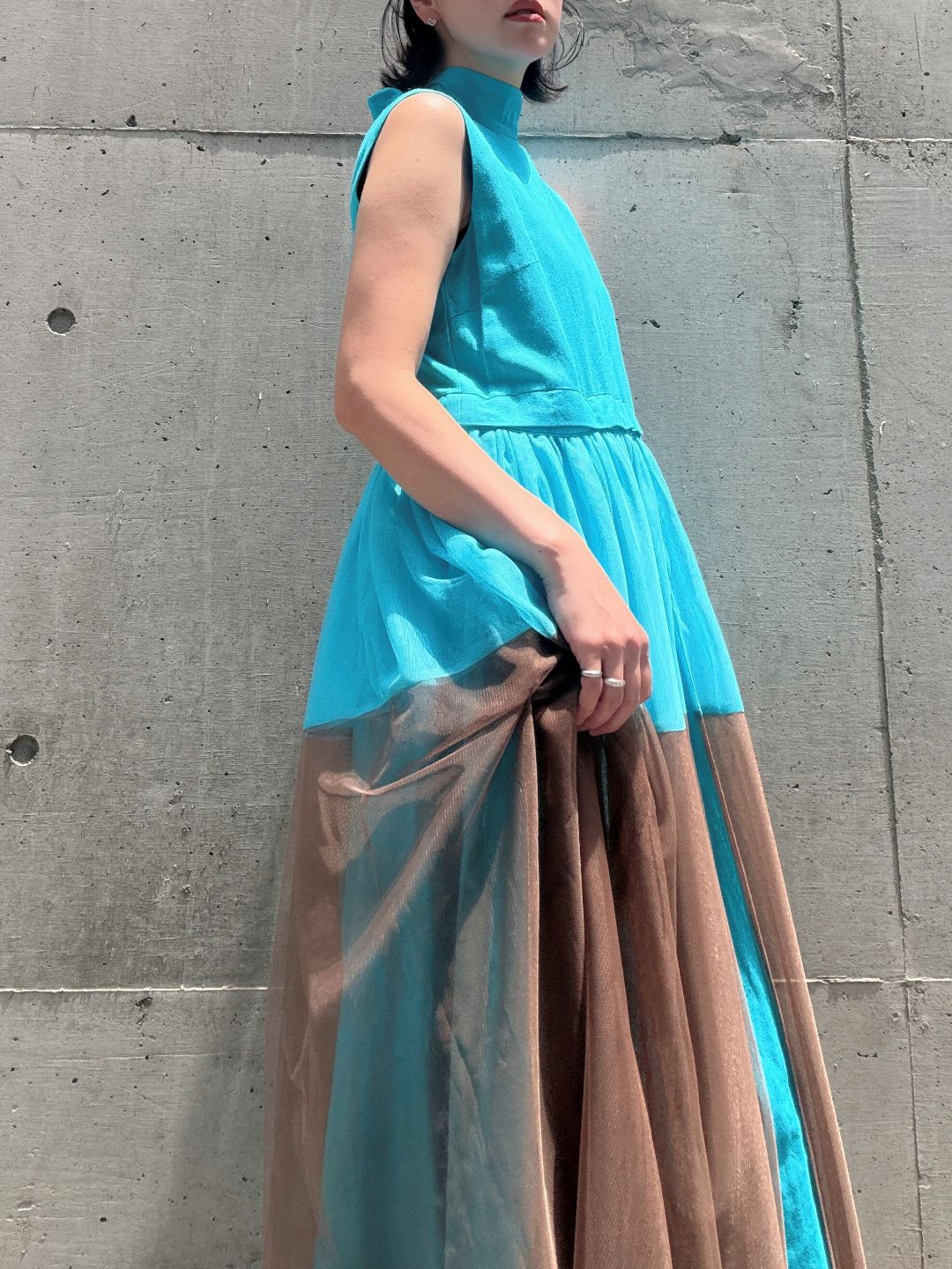 sleeveless bycolor tulle onepiece