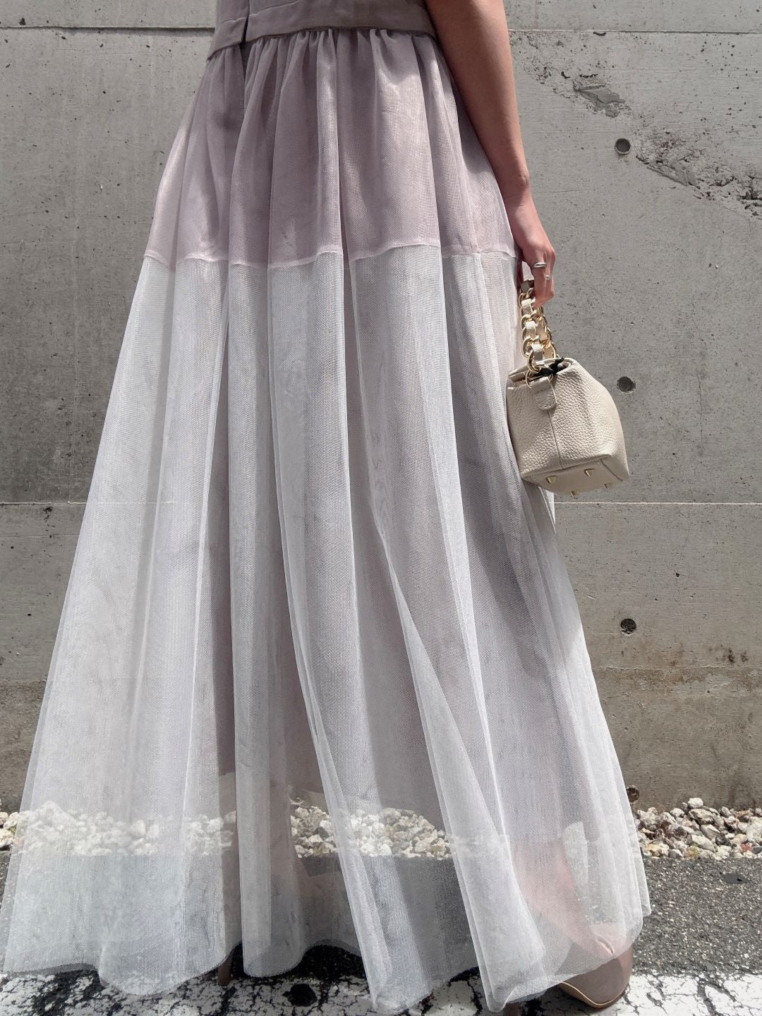 sleeveless bycolor tulle onepiece