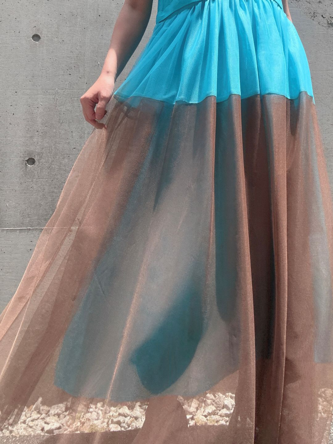 sleeveless bycolor tulle onepiece