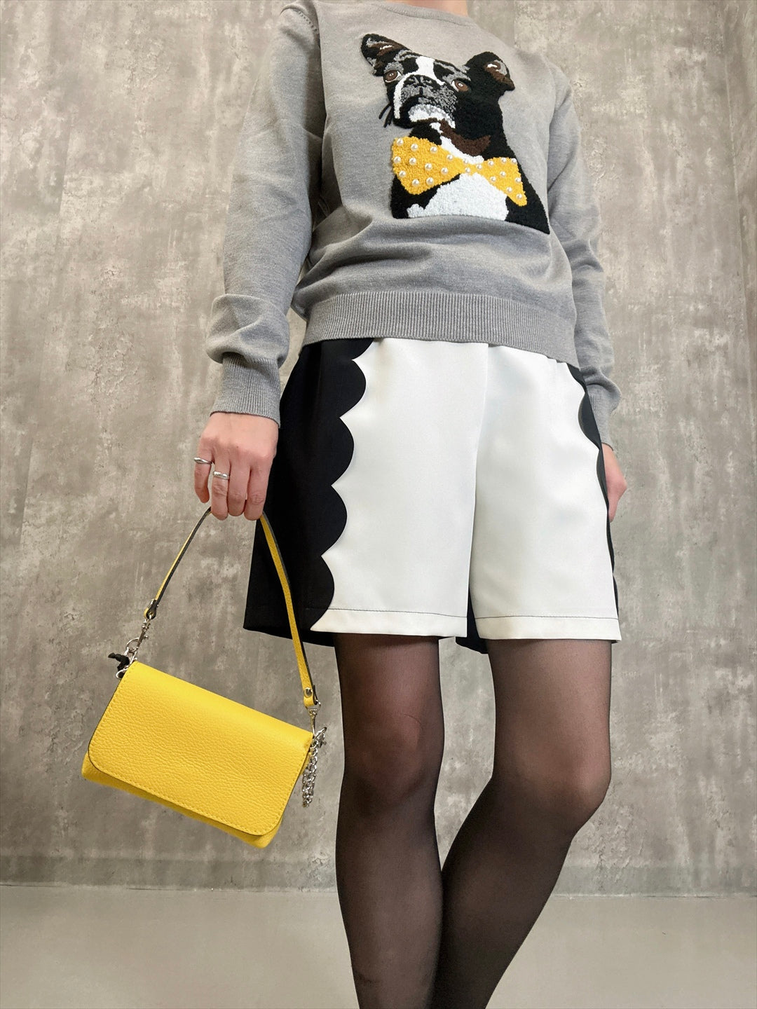 color scheme scalloped shorts