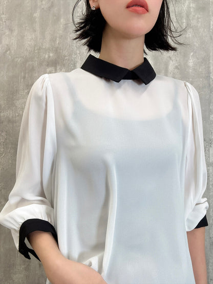 small collar blouse