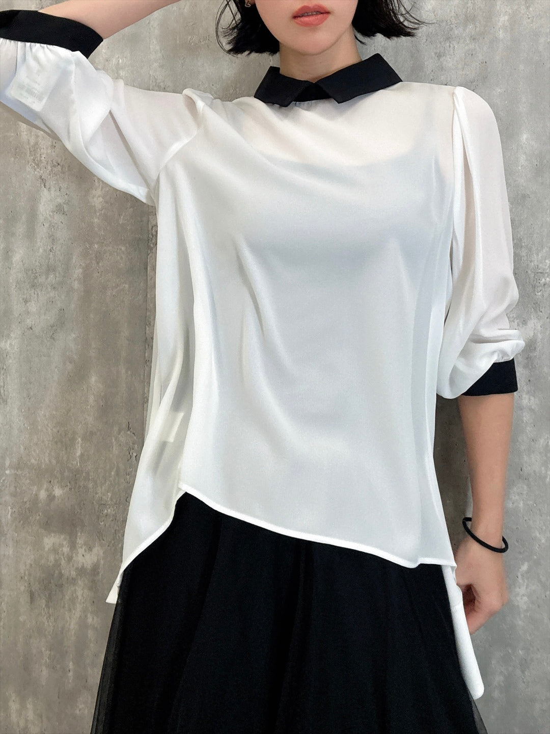 small collar blouse