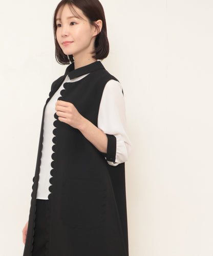 small collar blouse