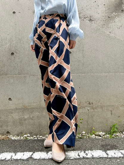 ribbon pattern printed pants