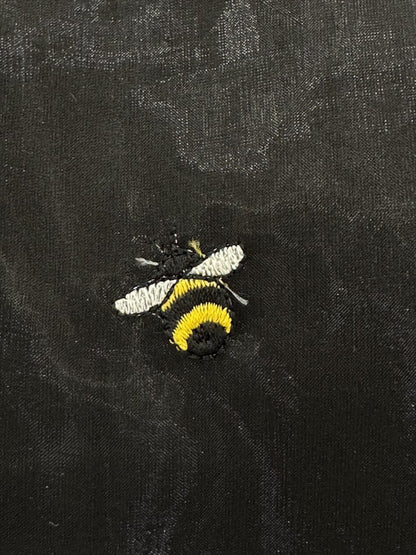 bee pattern blouse