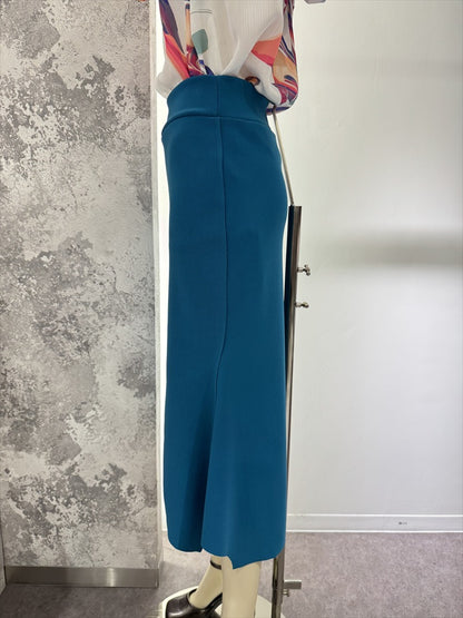 stretch hem asymmetry skirt