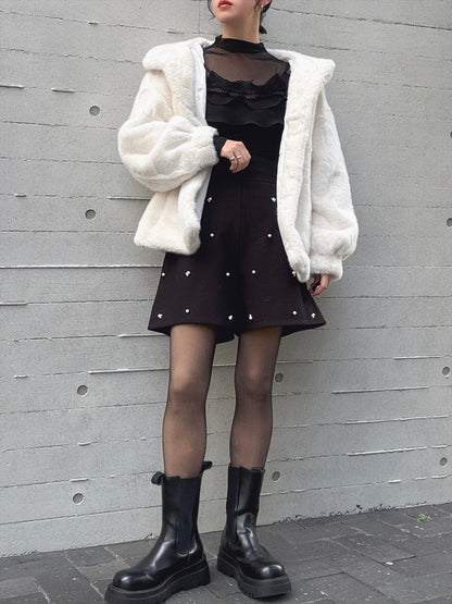 short pants with pearl