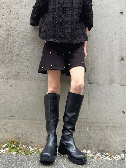 short pants with pearl