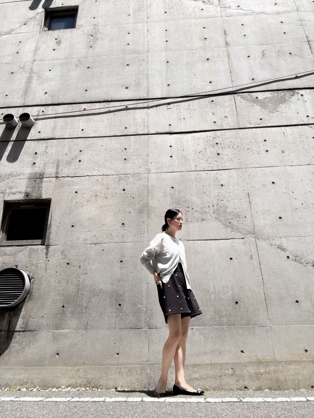 short pants with pearl