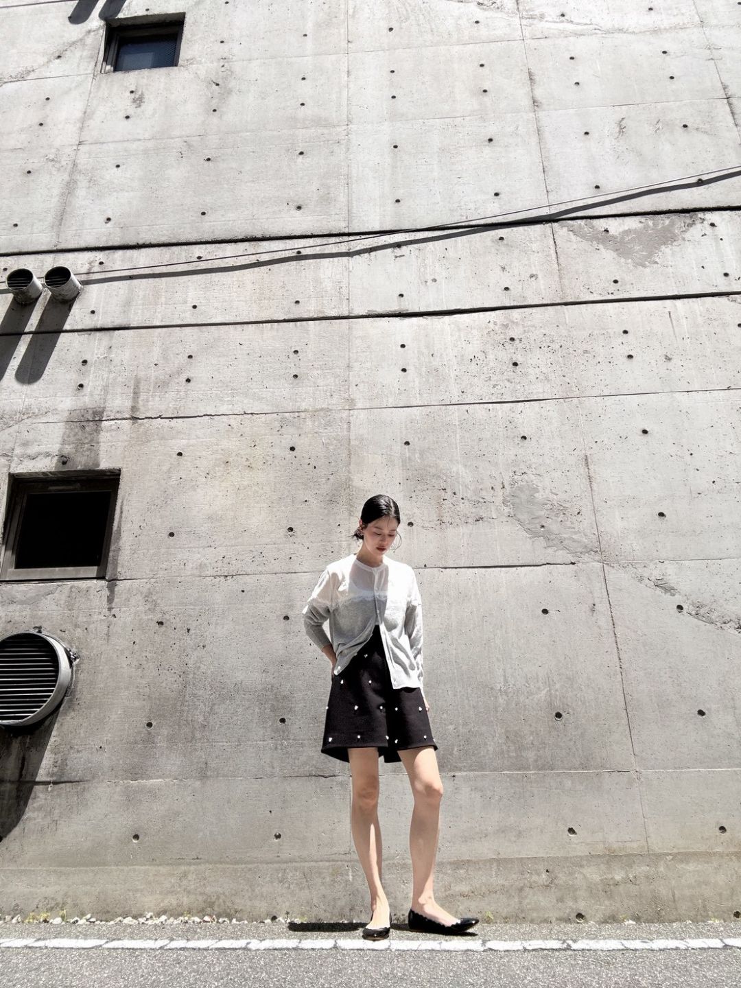 short pants with pearl