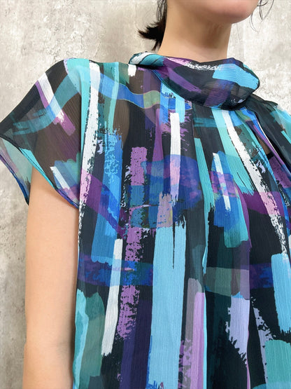 paint patterm blouse