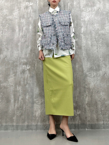 back slit skirt