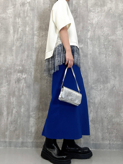 back slit skirt