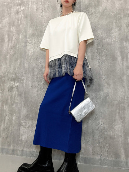 back slit skirt