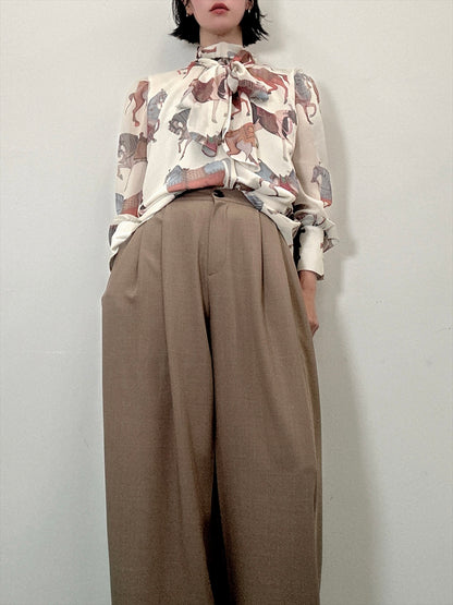horse pattern bow tie blouse
