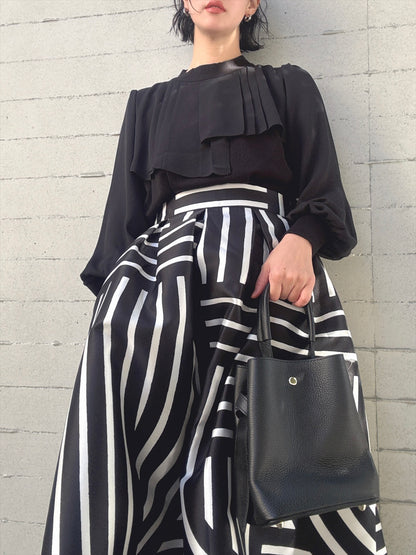 sleeve chiffon back zip knit