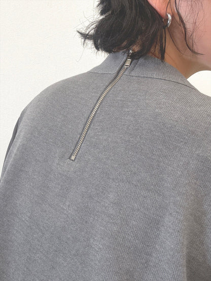 sleeve chiffon back zip knit