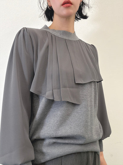 sleeve chiffon back zip knit