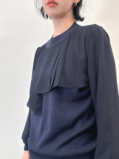 sleeve chiffon back zip knit