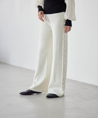 knit pants with side pearls