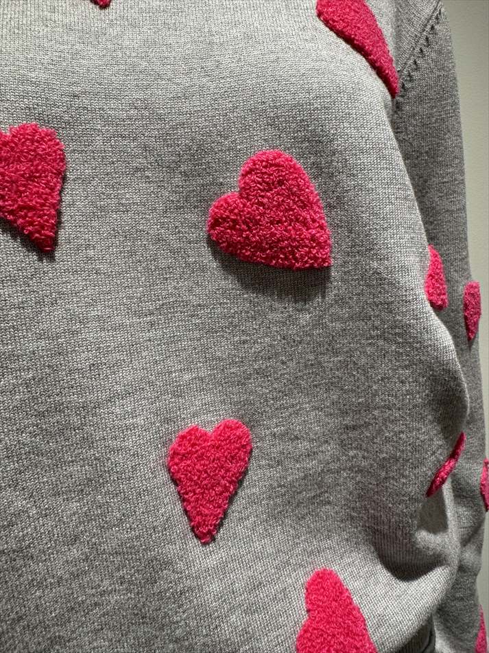 three dimensional heart knit