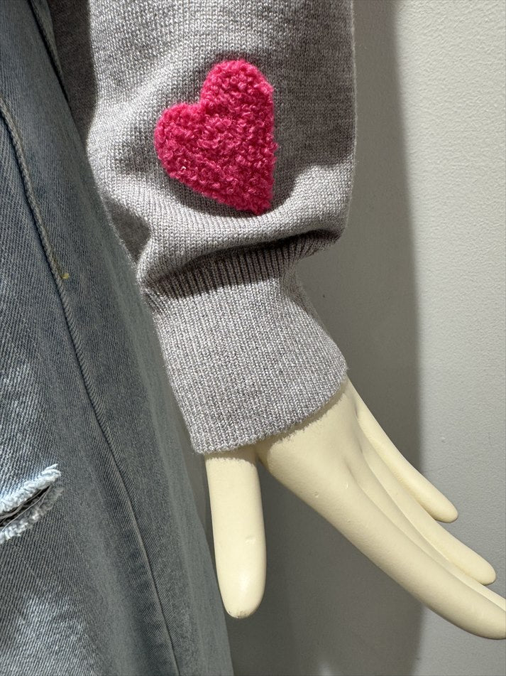 three dimensional heart knit