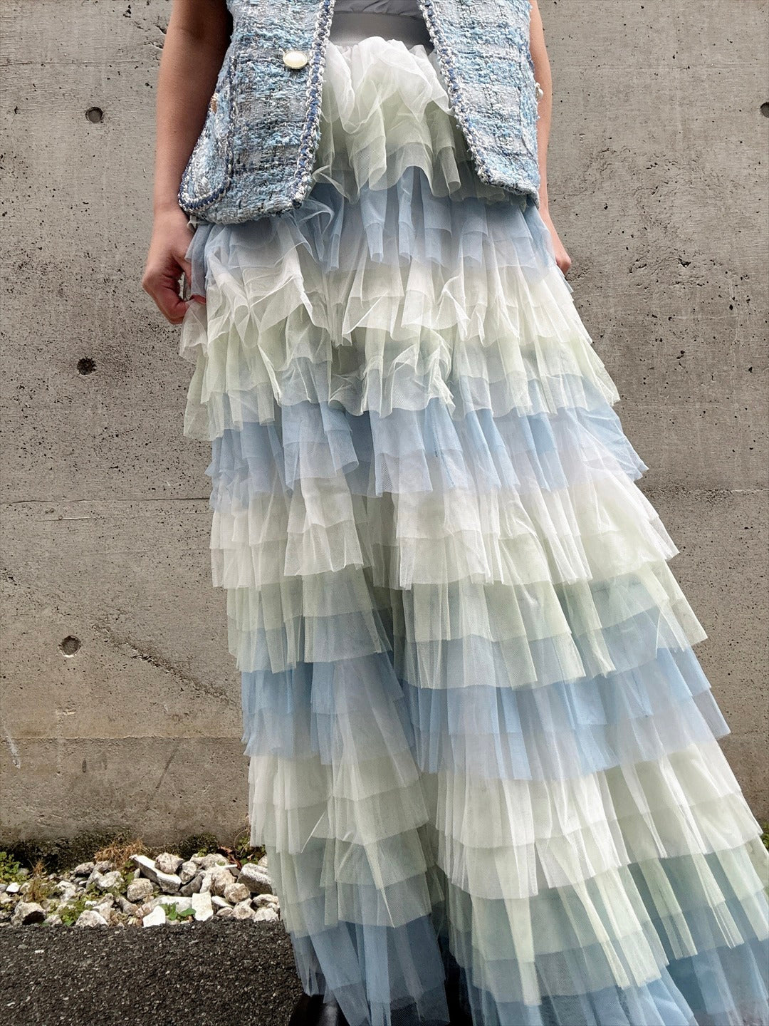 gradient tiered skirt