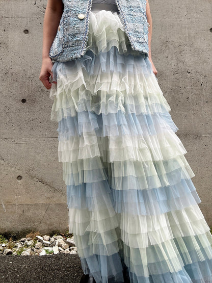 gradient tiered skirt
