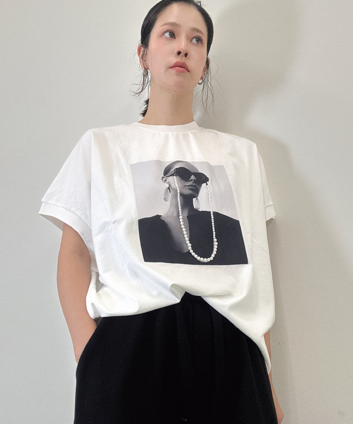pearl-sunglasses-print-T-shirt