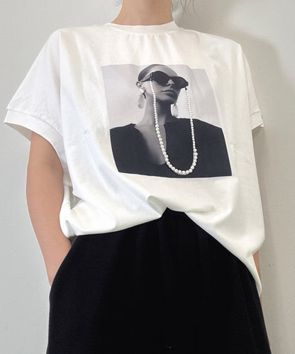 pearl-sunglasses-print-T-shirt