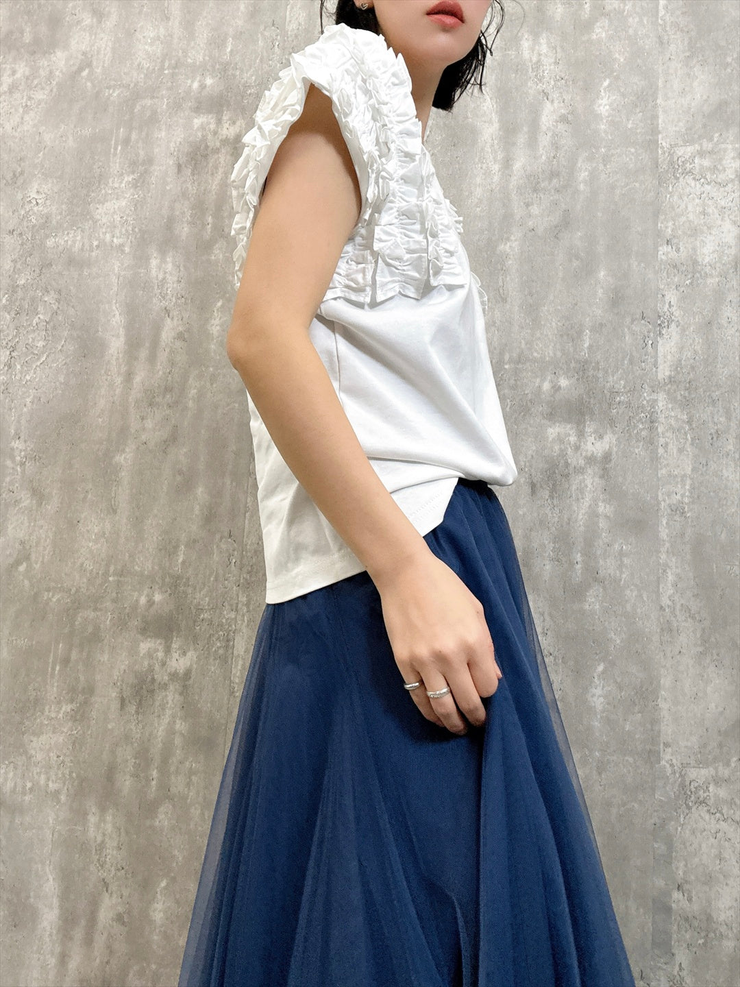 frills sleeve pullover