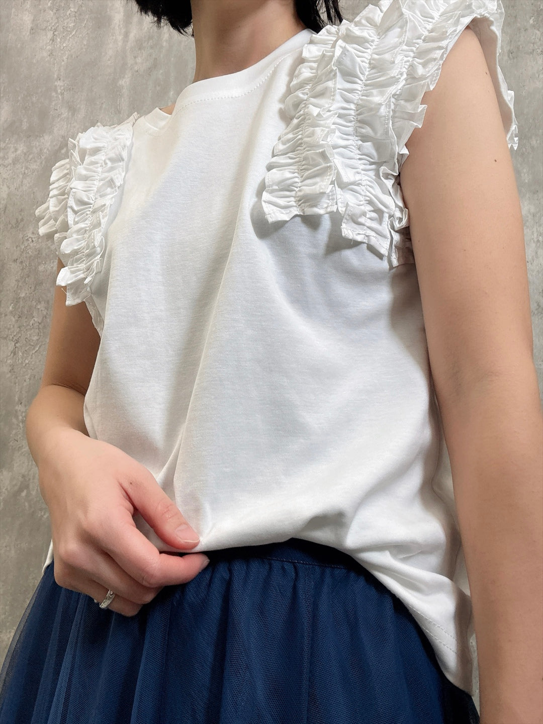 frills sleeve pullover