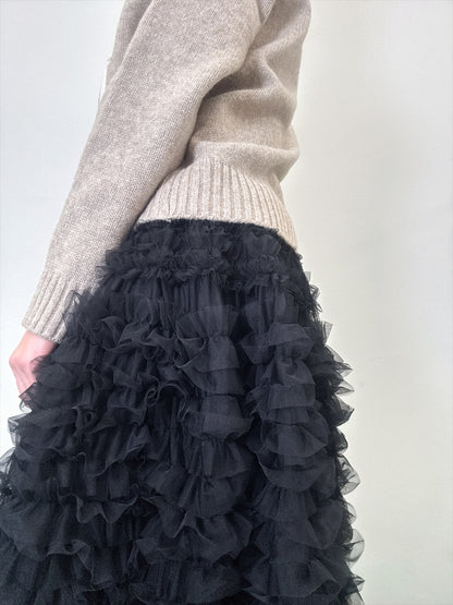 tulle voluminous skirt