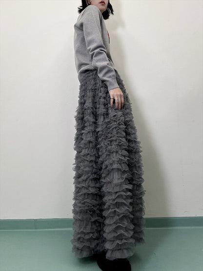 tulle voluminous skirt