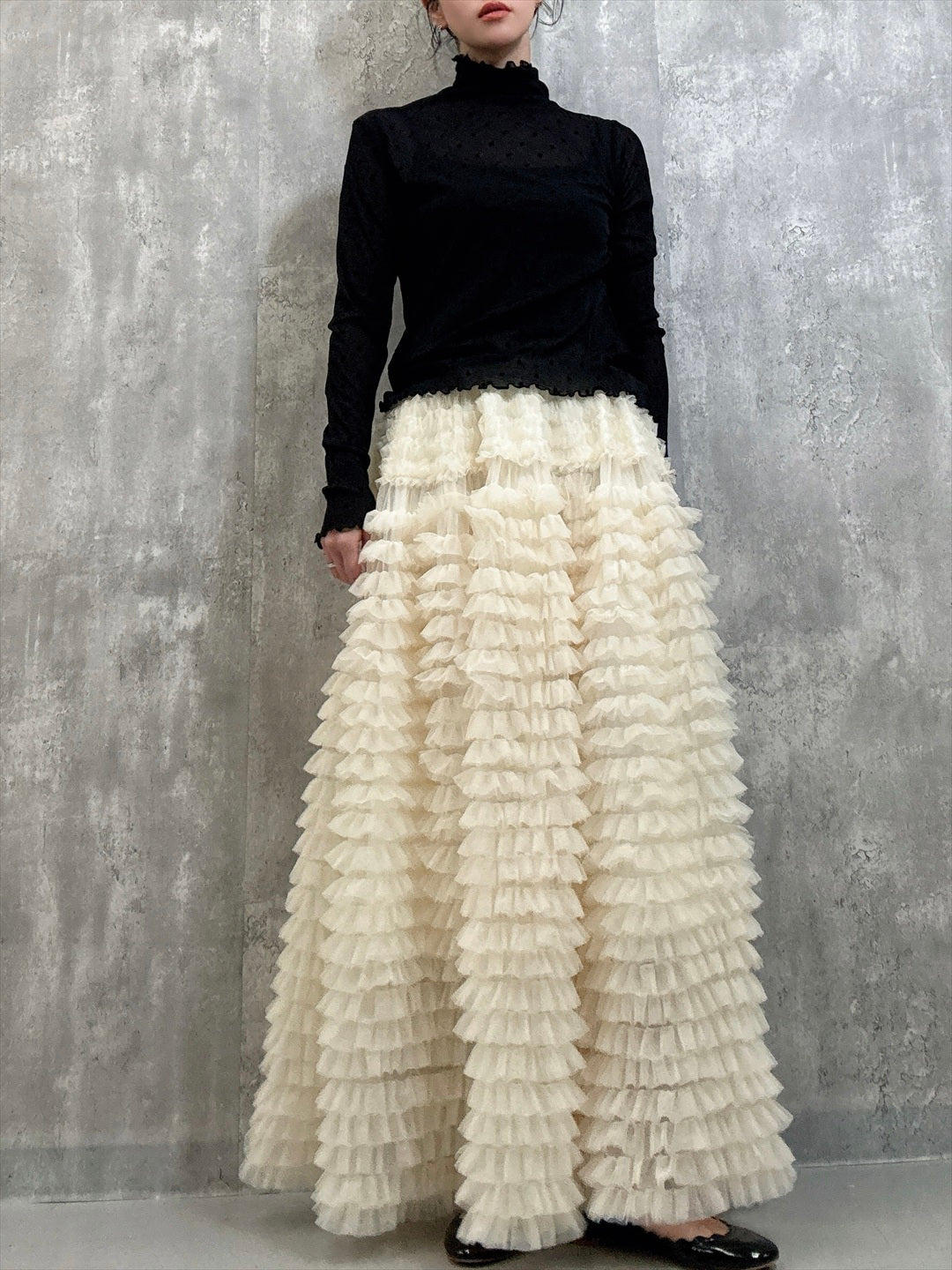 tulle voluminous skirt