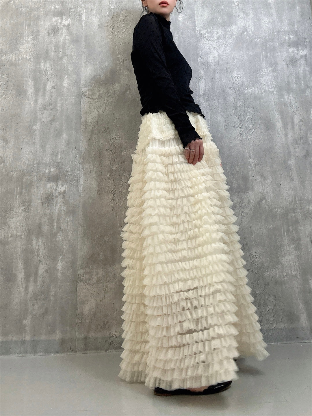 tulle voluminous skirt