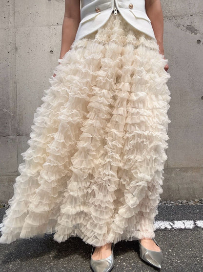 tulle voluminous skirt