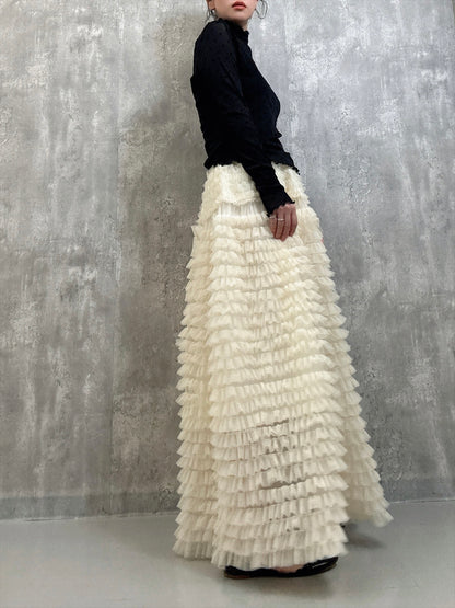 tulle voluminous skirt