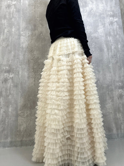 tulle voluminous skirt