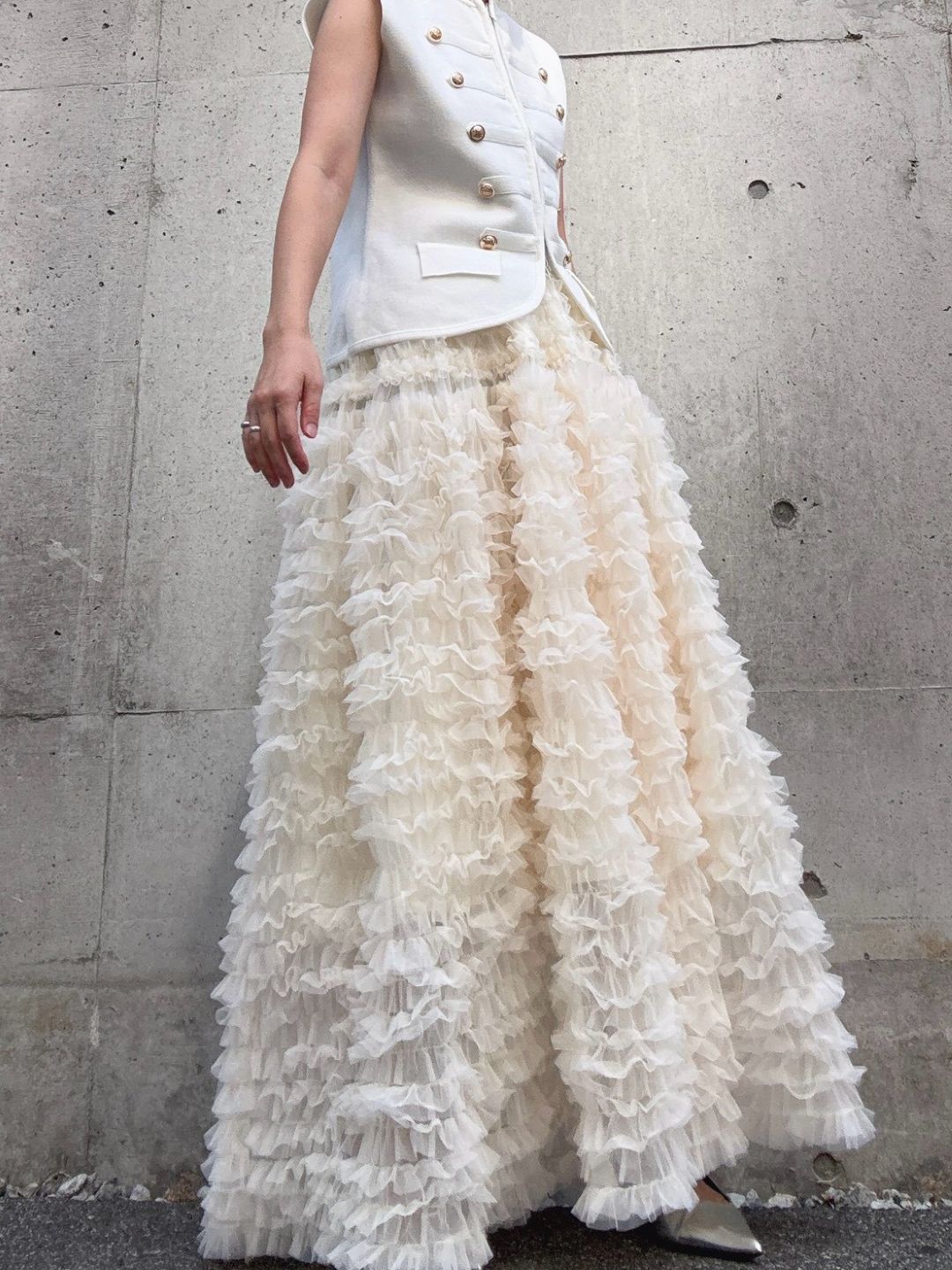 tulle voluminous skirt