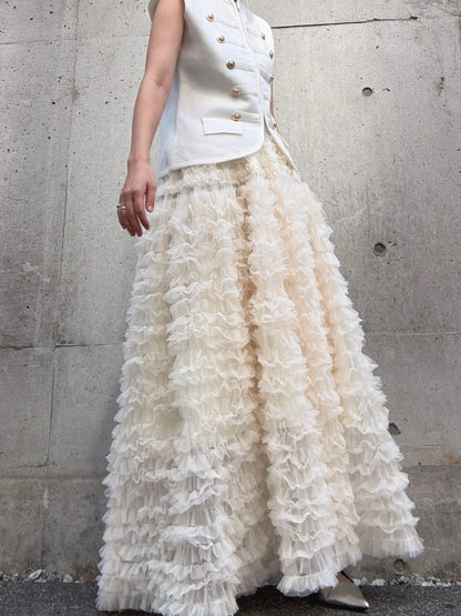 tulle voluminous skirt