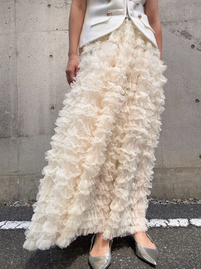 tulle voluminous skirt