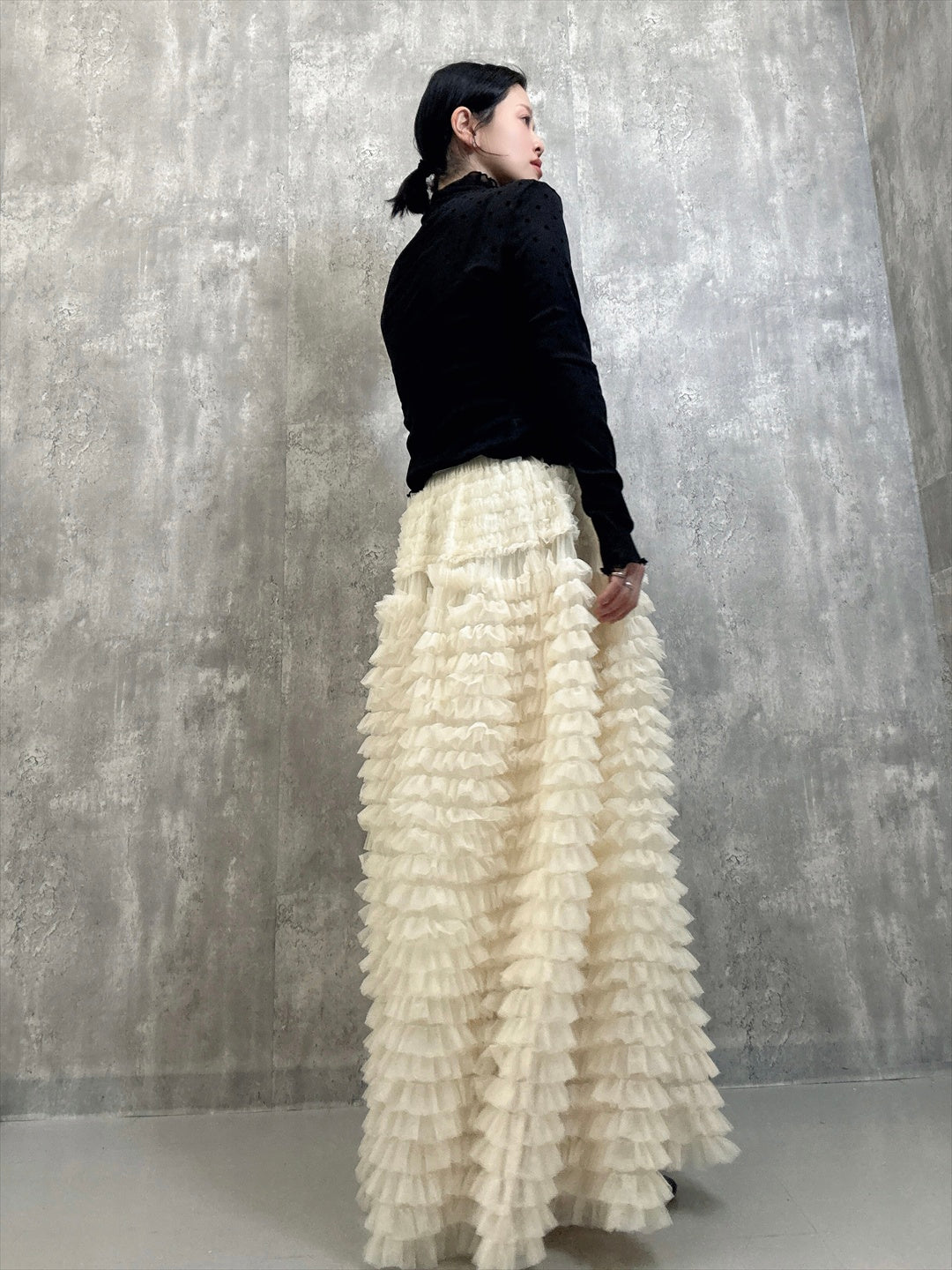 tulle voluminous skirt