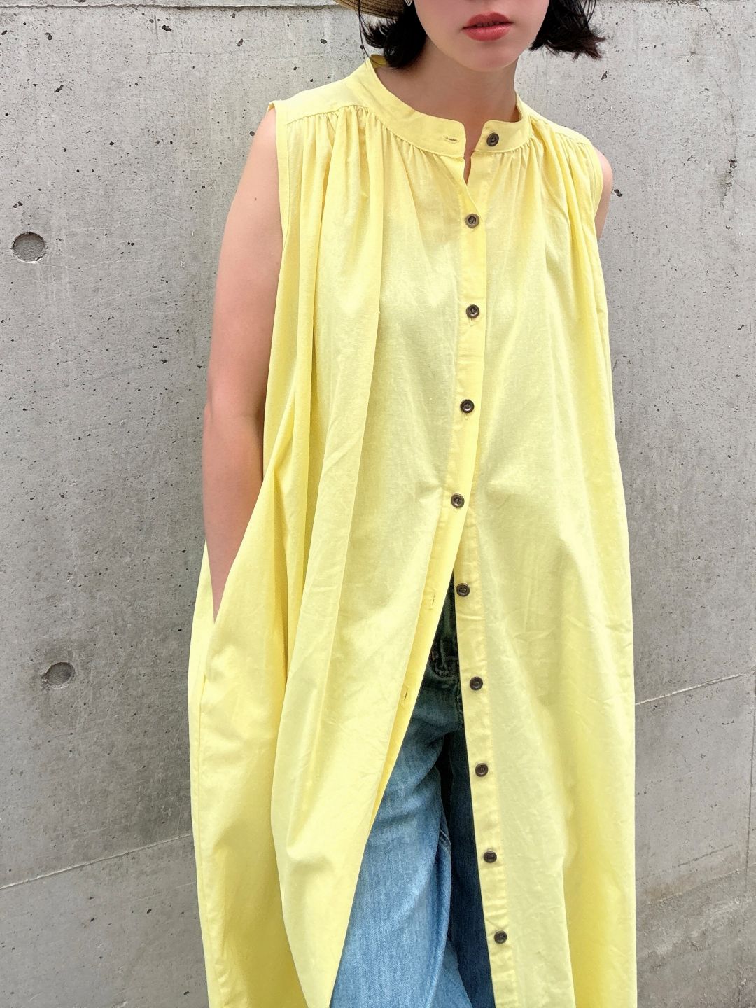 colorful color sleeveless onepiece