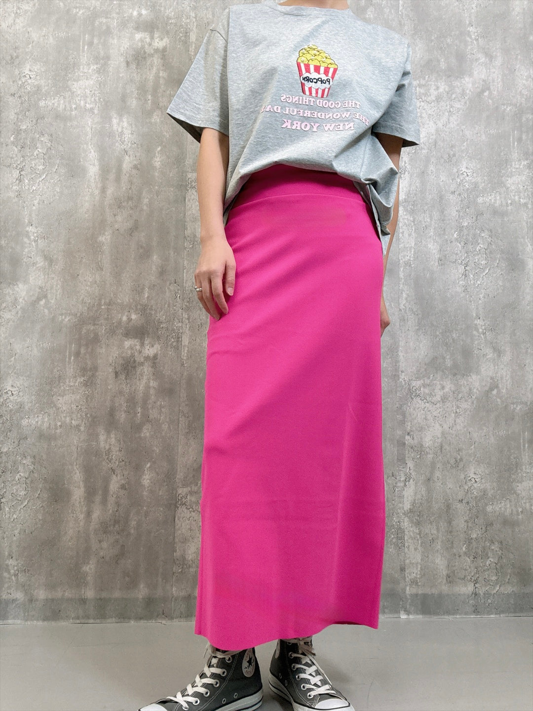 back slit skirt
