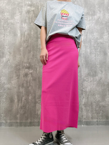 back slit skirt
